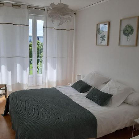 Appartement Lumineux Idealement Situe A Proximite De Musees Equipements Sportifs Salle De Spectacle Commerces ก็อง ภายนอก รูปภาพ
